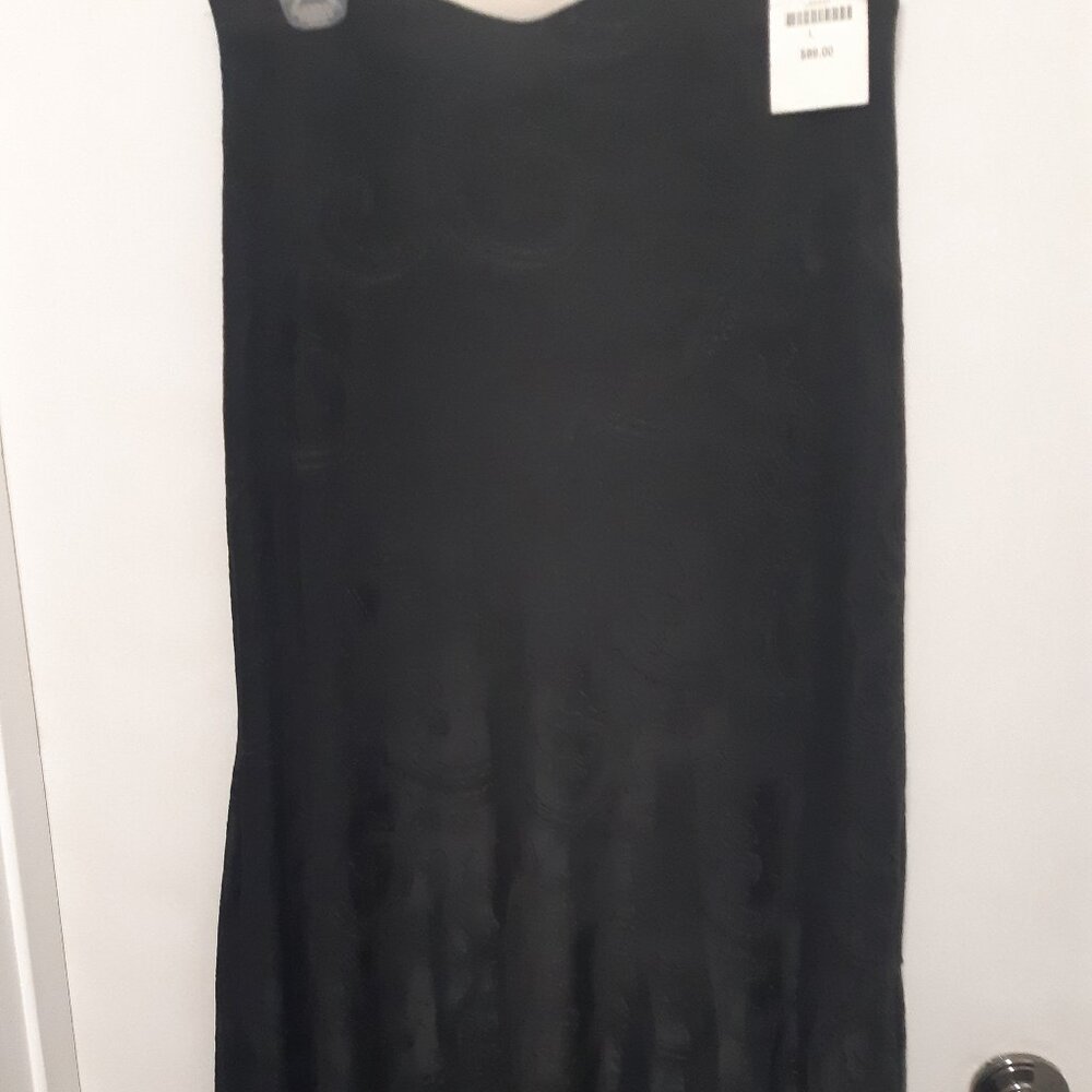 Slinky Black Jaquard Midi Skirt, elastic waist SiZE L